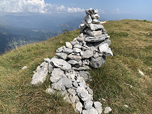 Ometto lungo la dorsale del M. Guglielmo