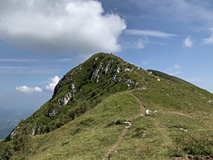 La discesa verso Punta Cavarina