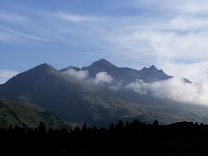 I monti di fronte al Rifugio Federico: La Resa, Forcellina e Foscagno