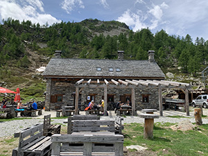 Tavoli e panche