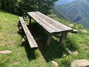 Tavolo di legno