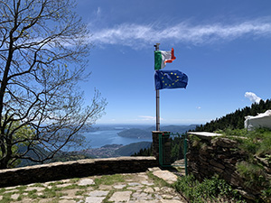 Dalla terrazza del rifugio