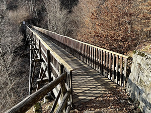 Il ponte sul Torrente Breggia